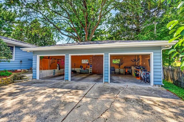 6201 Piping Rock Road, Madison, WI 53711