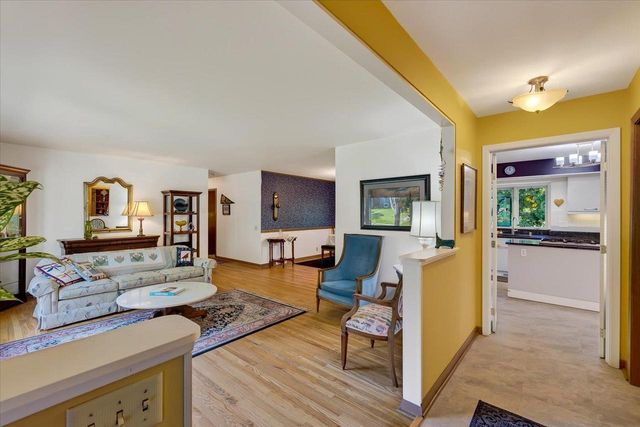 6201 Piping Rock Road, Madison, WI 53711