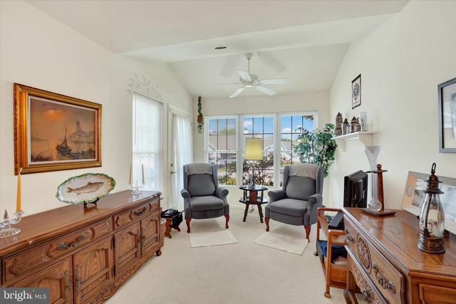2170 KNOB HILL RD, York, PA 17403