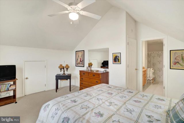 2170 KNOB HILL RD, York, PA 17403