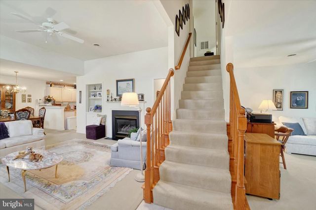 2170 KNOB HILL RD, York, PA 17403