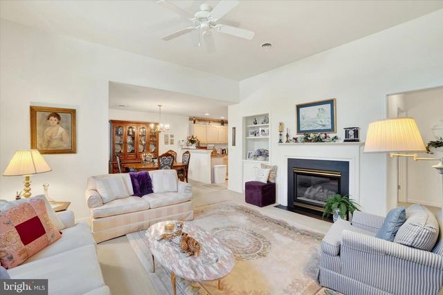 2170 KNOB HILL RD, York, PA 17403
