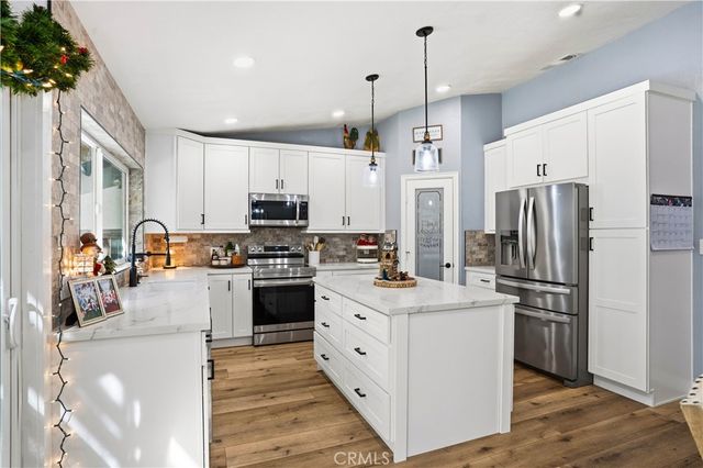 29629 Big Range Road, Canyon Lake, CA 92587