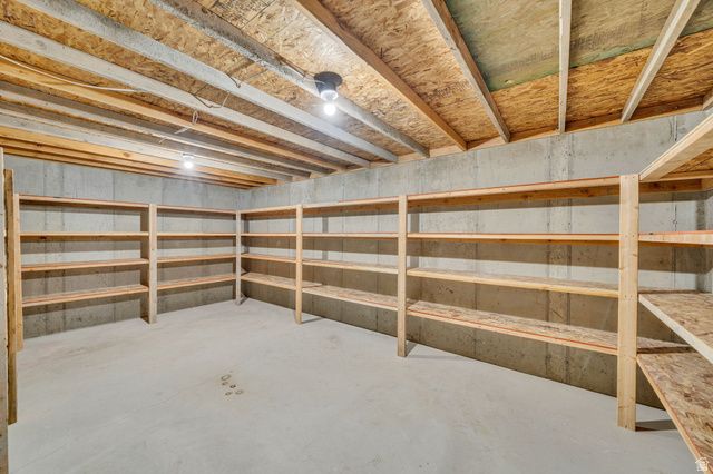 319 W RIVER ROCK RD, Spanish Fork, UT 84660