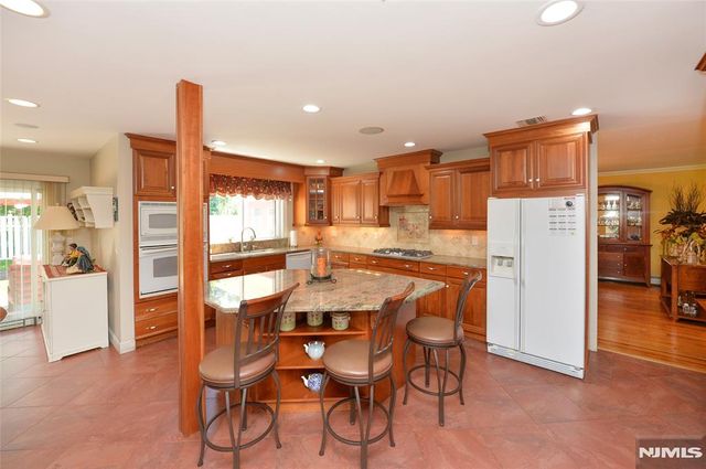 513 Boulevard, New Milford, NJ 07646