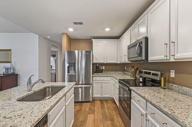 13 BURTON Place, Palm Coast, FL 32137