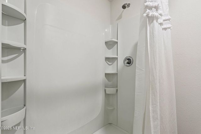 13 BURTON Place, Palm Coast, FL 32137