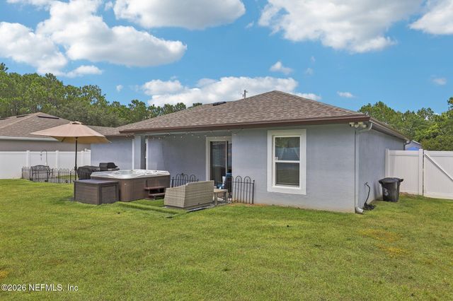 13 BURTON Place, Palm Coast, FL 32137