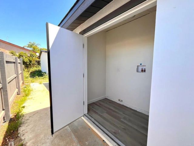 803 N Citrus Avenue, Vista, CA 92084