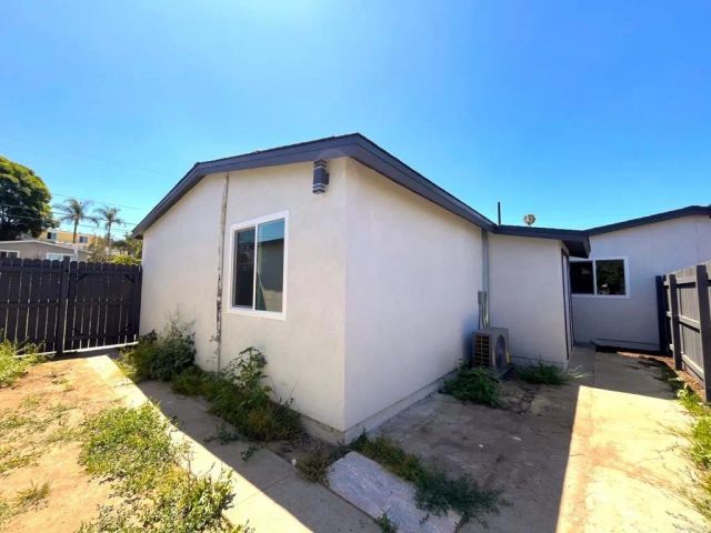 803 N Citrus Avenue, Vista, CA 92084