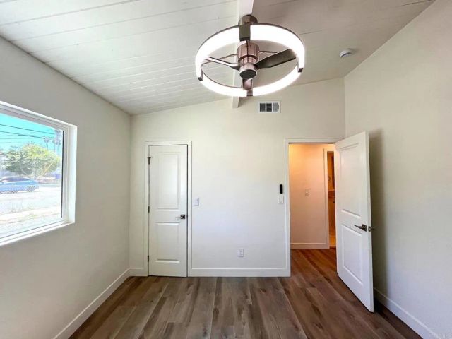 803 N Citrus Avenue, Vista, CA 92084