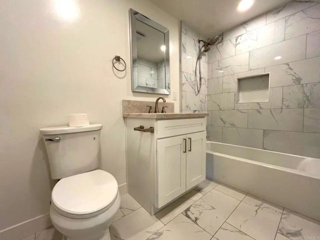 803 N Citrus Avenue, Vista, CA 92084