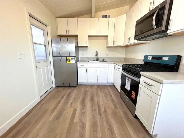 803 N Citrus Avenue, Vista, CA 92084