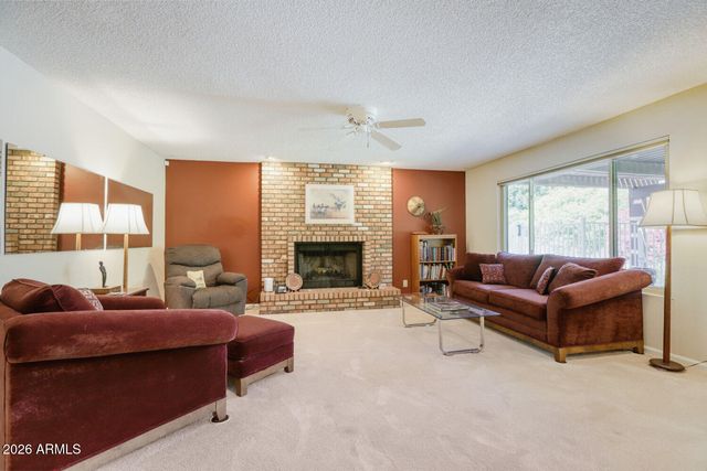 250 E HACKAMORE Street, Mesa, AZ 85201