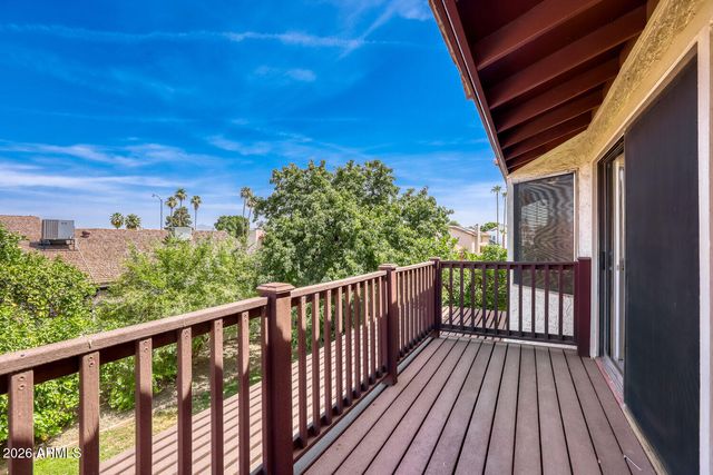 250 E HACKAMORE Street, Mesa, AZ 85201