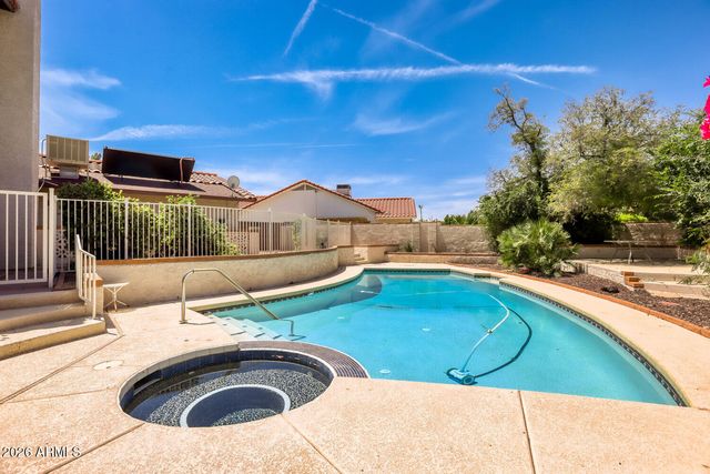 250 E HACKAMORE Street, Mesa, AZ 85201