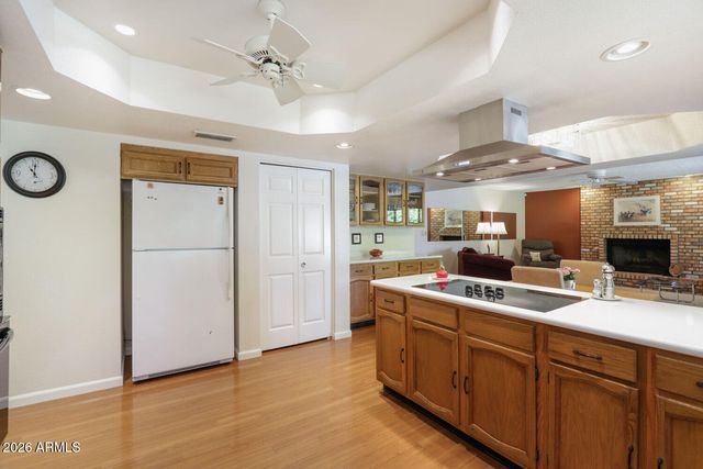 250 E HACKAMORE Street, Mesa, AZ 85201