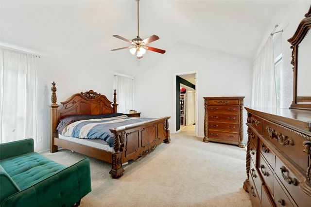2512 Winding Hollow Lane, Arlington, TX 76006