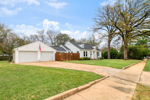 2257 Cleveland Street, Paris, TX 75460