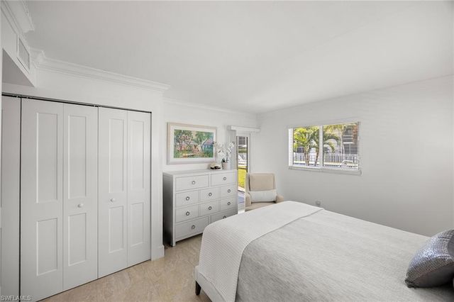 1417 Chesapeake AVE 104, Naples, FL 34102