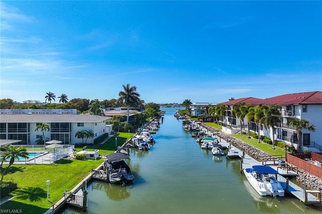 1417 Chesapeake AVE 104, Naples, FL 34102