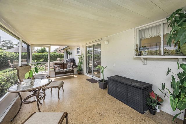 447 Foresta Terrace, West Palm Beach, FL 33415