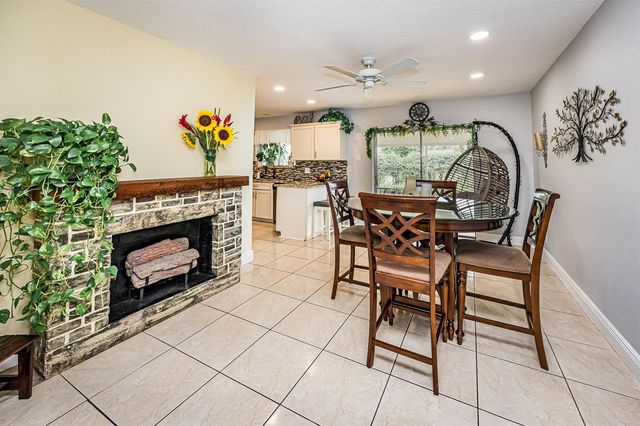 447 Foresta Terrace, West Palm Beach, FL 33415