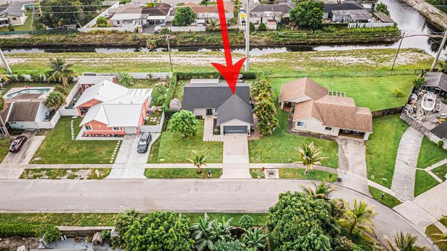 447 Foresta Terrace, West Palm Beach, FL 33415