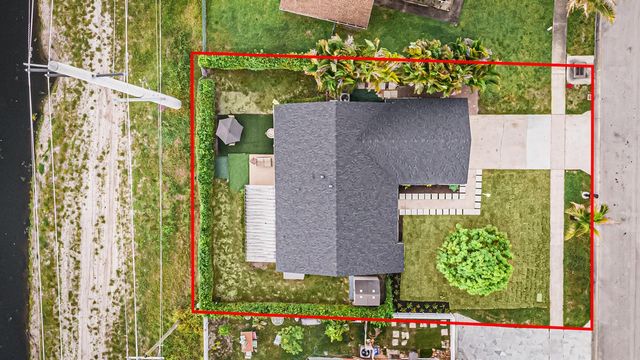447 Foresta Terrace, West Palm Beach, FL 33415