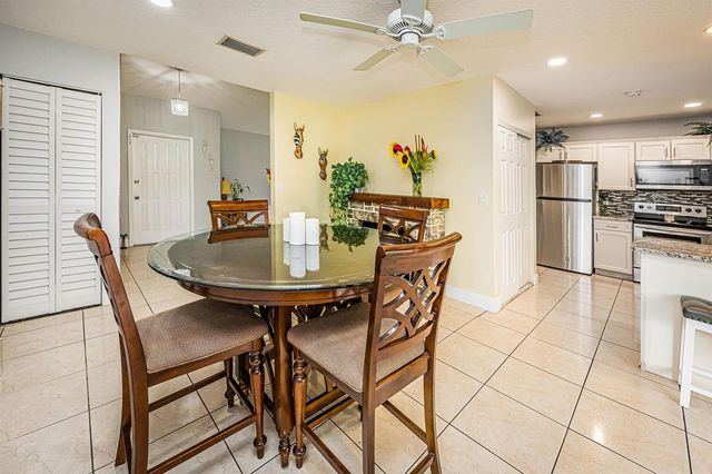 447 Foresta Terrace, West Palm Beach, FL 33415