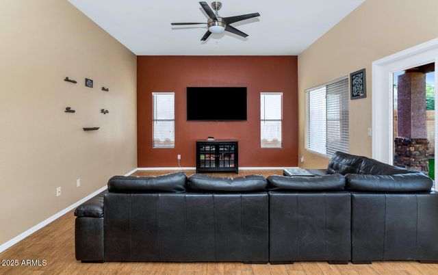 11155 E LAUREL Lane, Scottsdale, AZ 85259