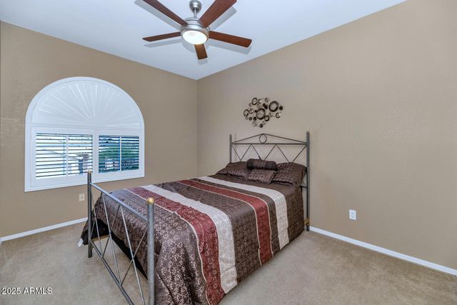 11155 E LAUREL Lane, Scottsdale, AZ 85259