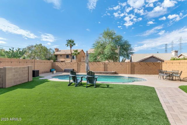 11155 E LAUREL Lane, Scottsdale, AZ 85259