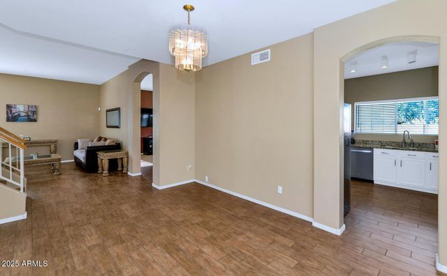 11155 E LAUREL Lane, Scottsdale, AZ 85259