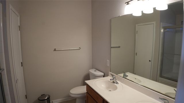 502 Stewart DR, Hutto, TX 78634