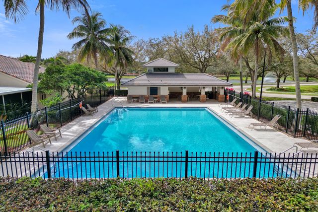 3222 Ridge Trace, Davie, FL 33328