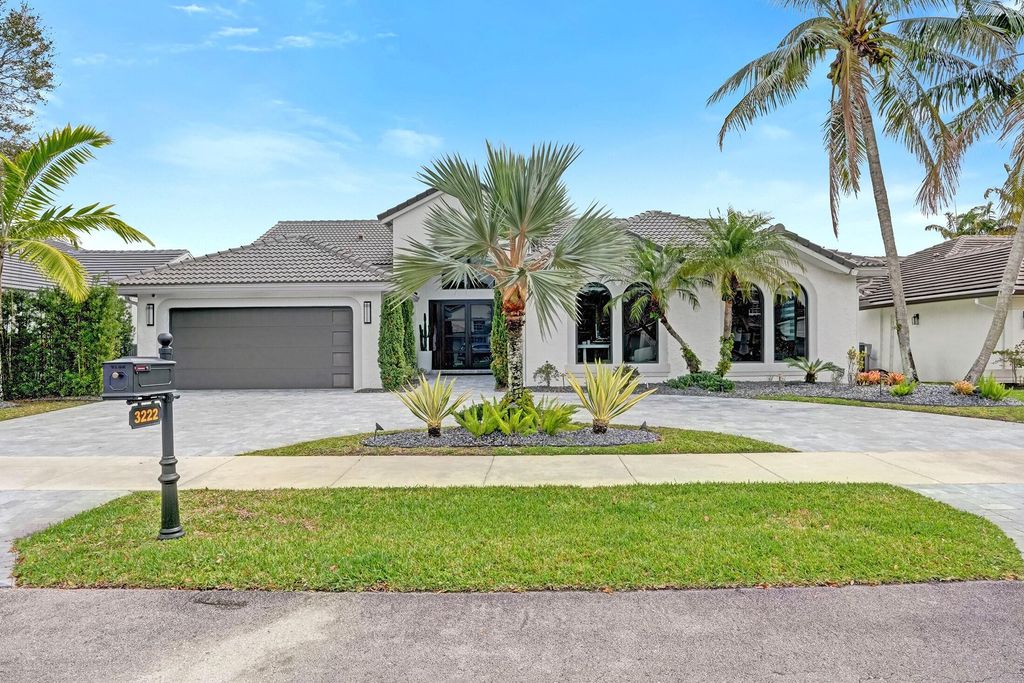 3222 Ridge Trace, Davie, FL 33328