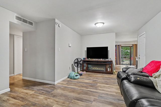 933 Shiloh Court, Joliet, IL 60431