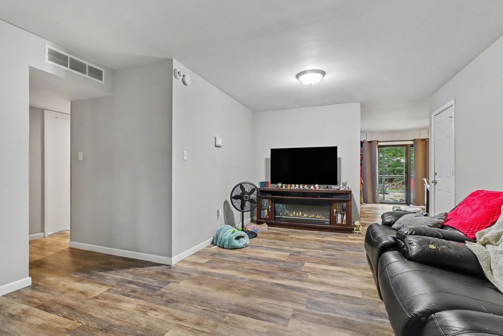 933 Shiloh Court, Joliet, IL 60431 — photo 5