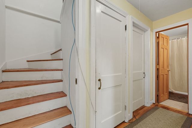314 Burncoat St, Worcester, MA 01606