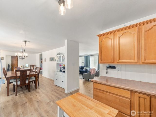 7775 SE Blake View Drive, Port Orchard, WA 98366