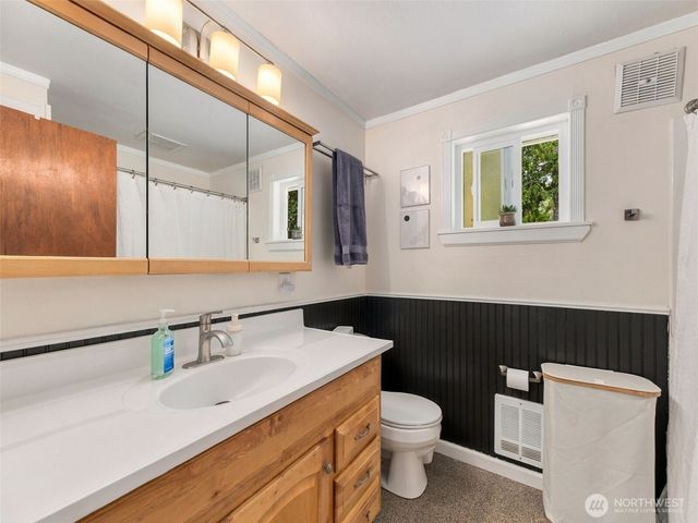 7775 SE Blake View Drive, Port Orchard, WA 98366