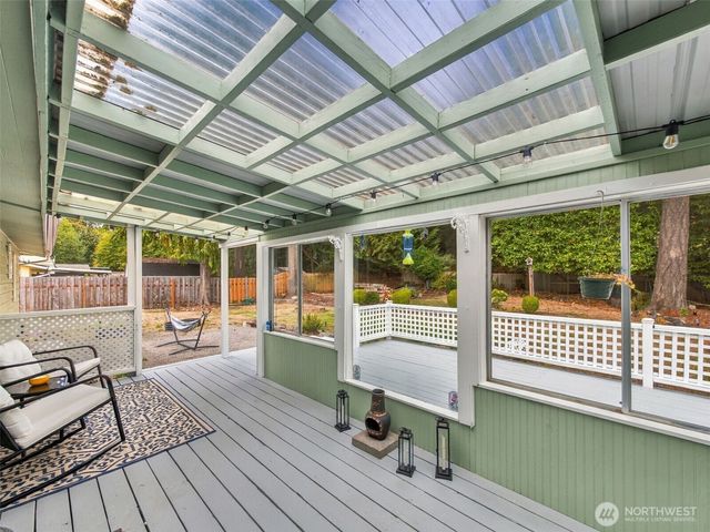7775 SE Blake View Drive, Port Orchard, WA 98366