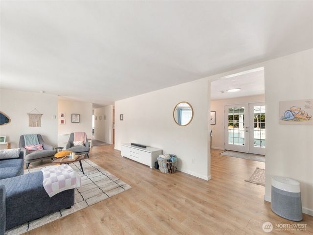 7775 SE Blake View Drive, Port Orchard, WA 98366