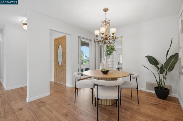 2023 Olympic Dr, Martinez, CA 94553