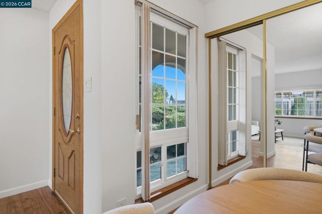 2023 Olympic Dr, Martinez, CA 94553