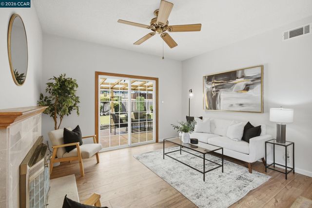 2023 Olympic Dr, Martinez, CA 94553