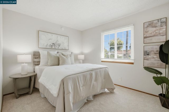 2023 Olympic Dr, Martinez, CA 94553