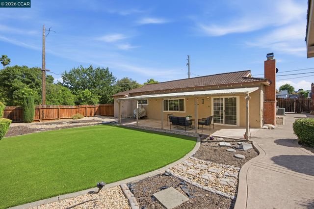 2023 Olympic Dr, Martinez, CA 94553