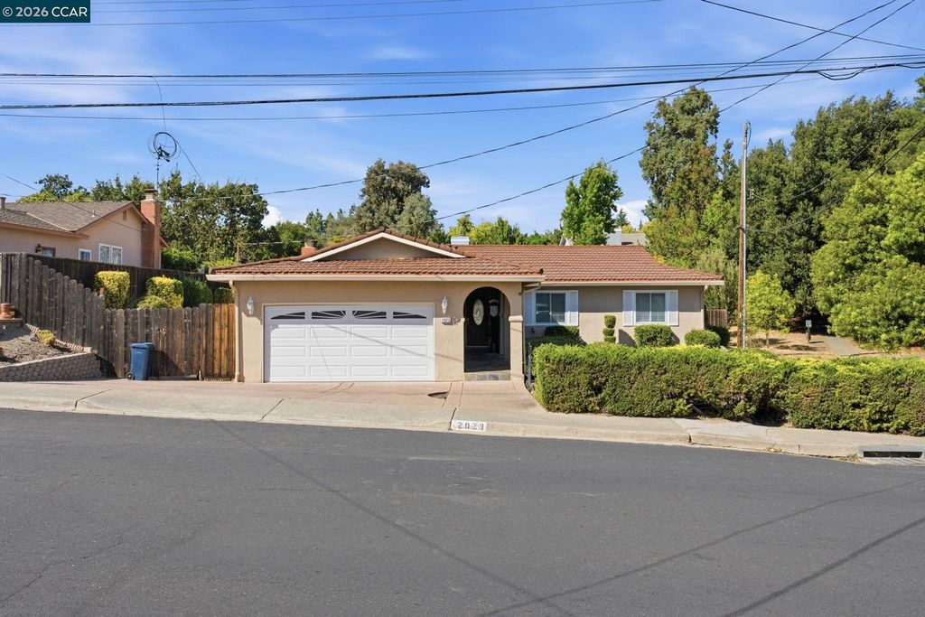 2023 Olympic Dr, Martinez, CA 94553